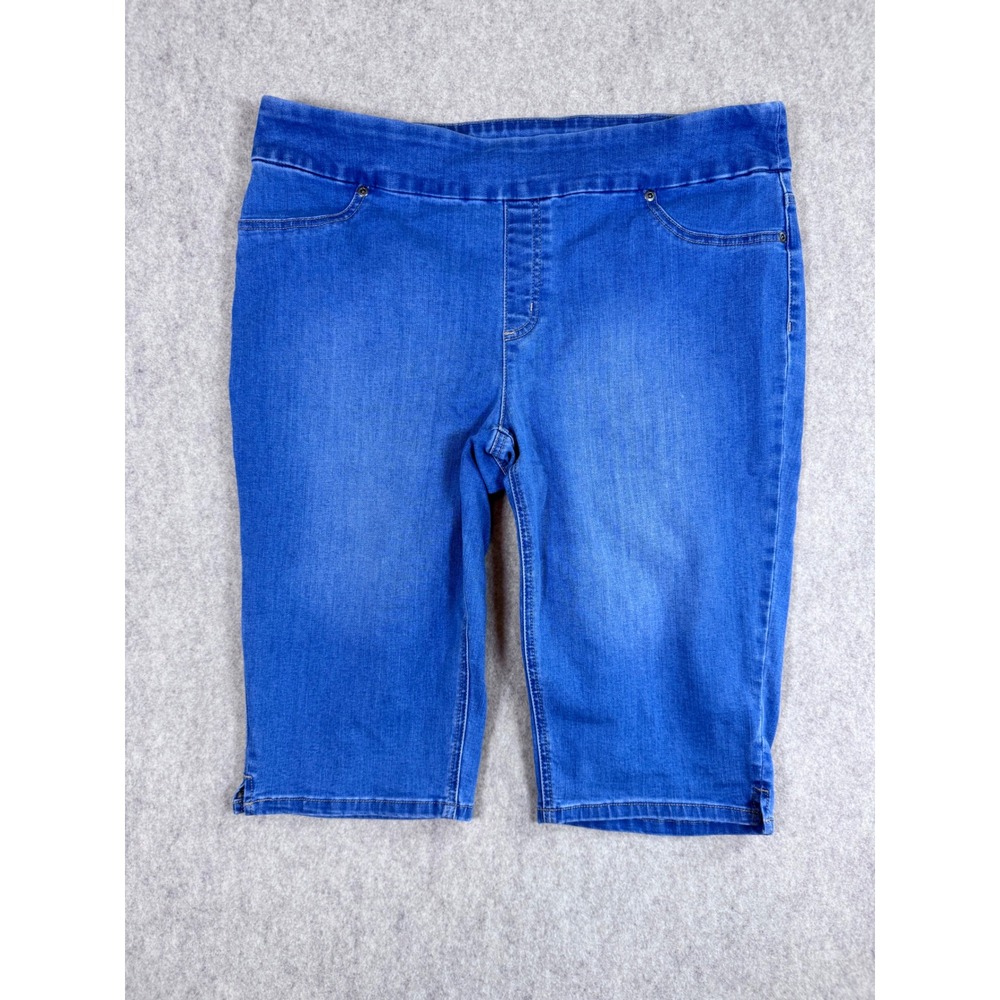 Chicos Perfect Stretch Soft Jegging Pedal Pusher Blue Denim Shorts Womens Size 3